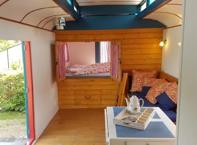 Gezellig Pipowagen In Tatil Evi Oostvoorne